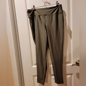 NWT Torrid Olive Workout Leggings Size 1X